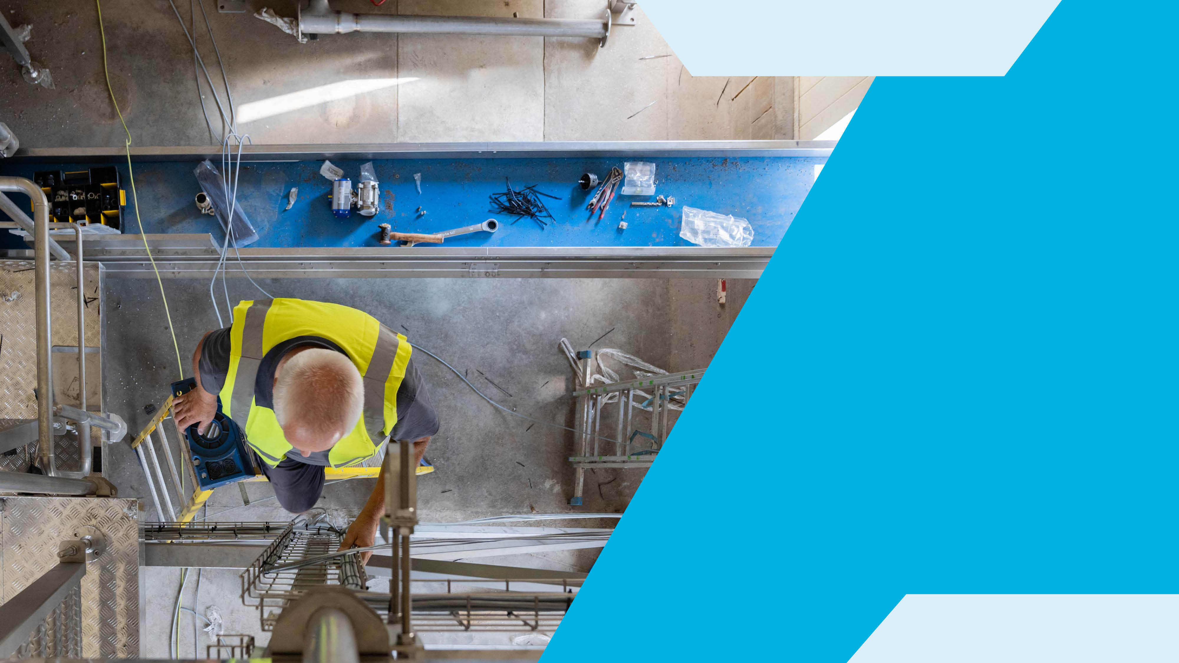 Reducción de los costes de mantenimiento mediante la modernización inteligente de los equipos